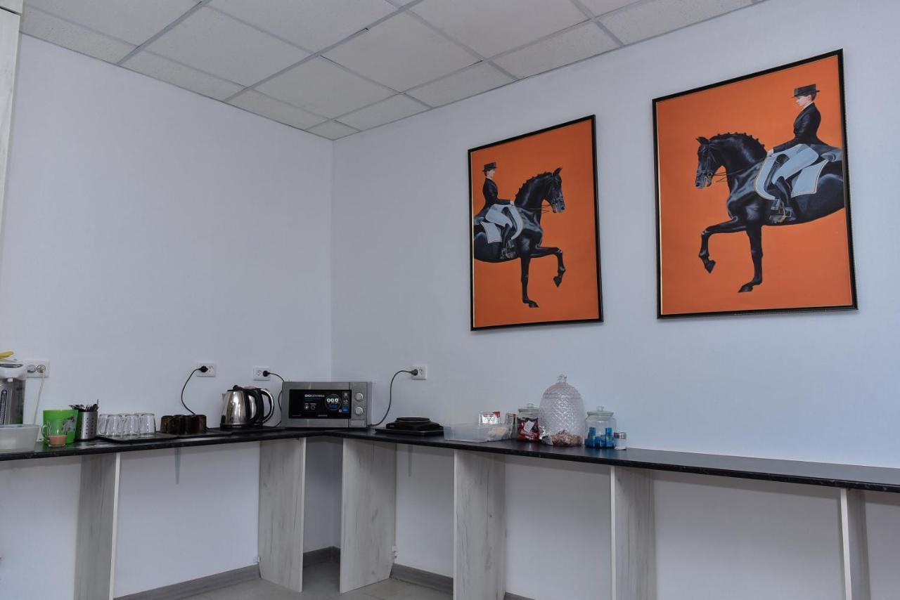 Hotel Fresh Aktobe Bagian luar foto